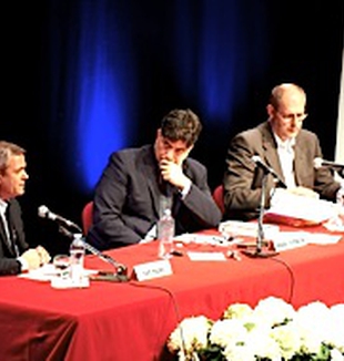 Da sinistra, Ezio Mauro, Andrea Simoncini <br>e Alberto Savorana.