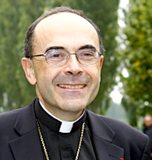 Il cardinale Philippe Barbarin, arcivescovo di Lione.