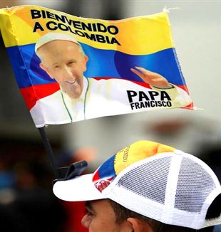 L'attesa per papa Francesco in Colombia