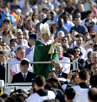 Benedetto XVI il giorno dell'apertura dell'Anno della Fede, 11 ottobre 2012 (Catholic Press Photo)